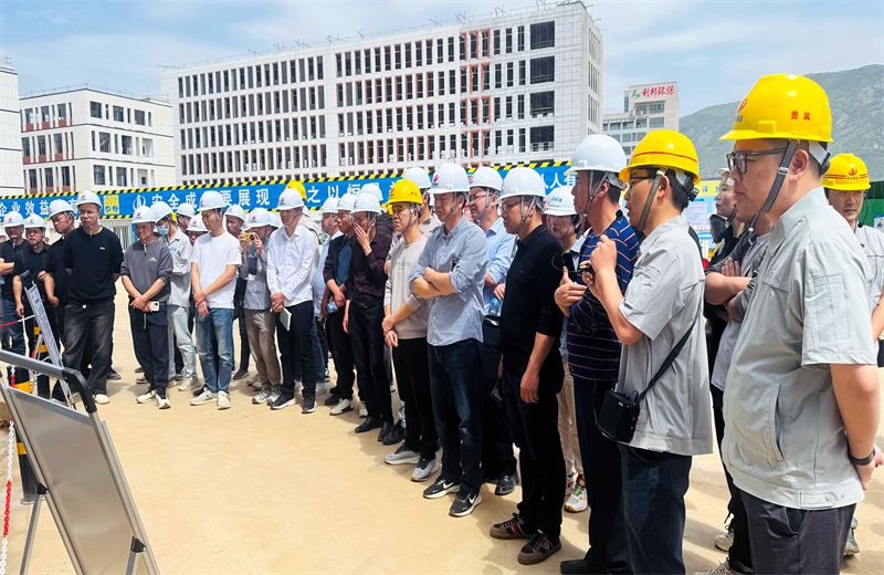 2025年4月17日，由莆田市涵江区住房和城乡建设局主办、J9九游三建承办的钢筋安装工程质量防控现场交流会在联东U谷·涵江海峡智造产业谷一期成功召开。